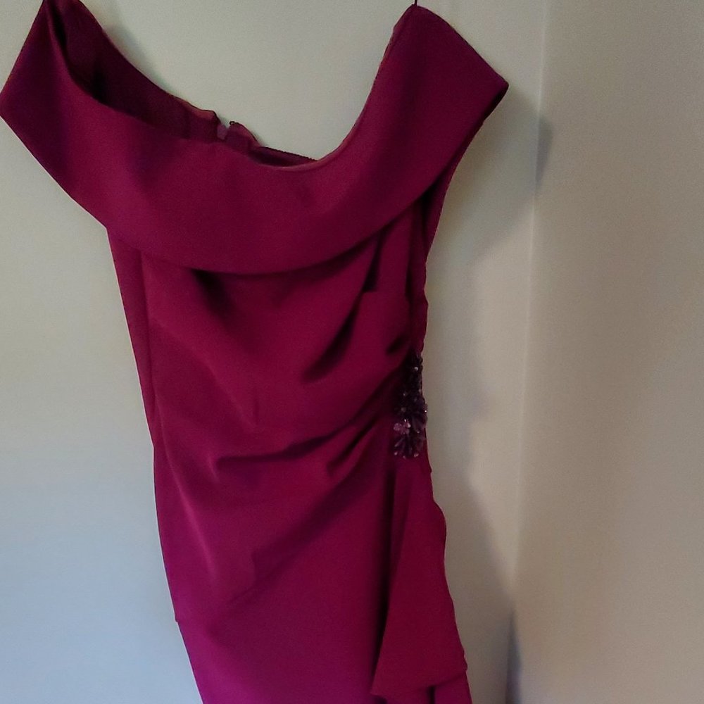 Adrianna Papell, size 12 with tags. Lined, off the shoulder gown. - Picture 2 of 6